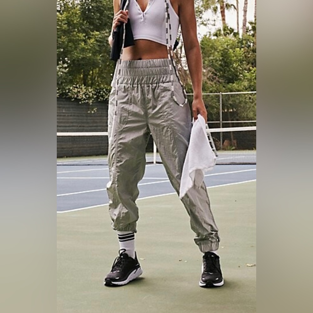 NWOT Free People The Way Home Jogger